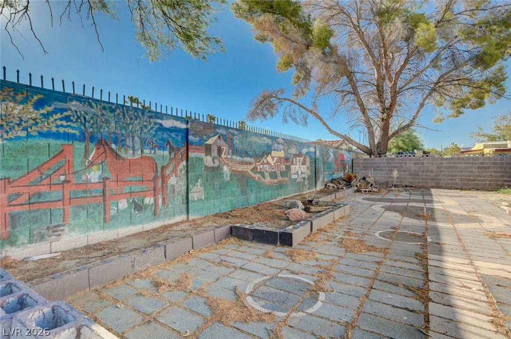 293 Sir William, Las Vegas, NV 89110