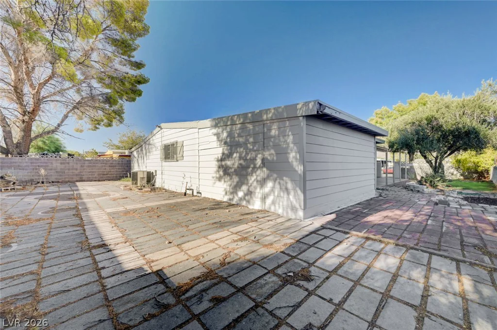 293 Sir William, Las Vegas, NV 89110