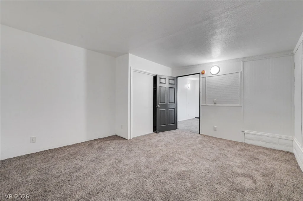 293 Sir William, Las Vegas, NV 89110