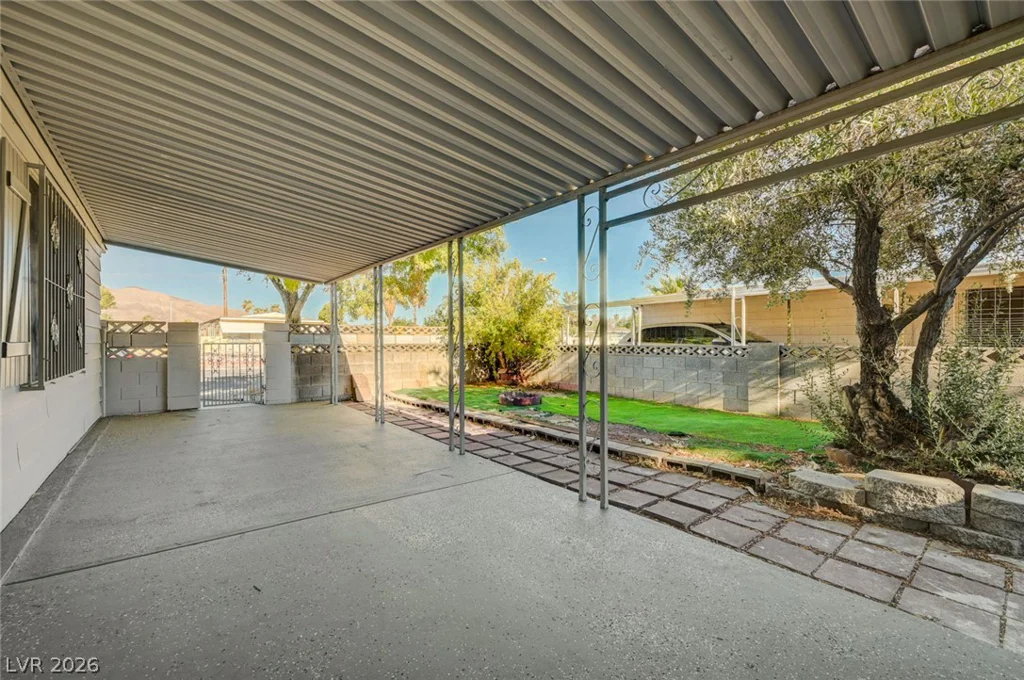 293 Sir William, Las Vegas, NV 89110