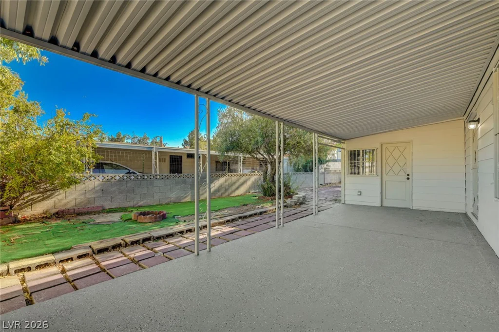 293 Sir William, Las Vegas, NV 89110