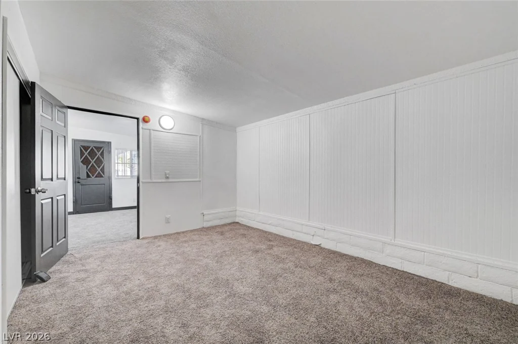 293 Sir William, Las Vegas, NV 89110