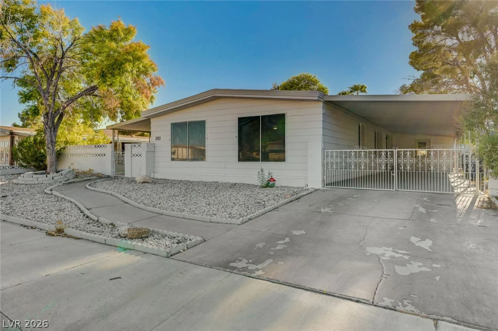293 Sir William, Las Vegas, NV 89110