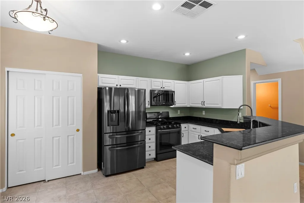 98 Dow Jones, Henderson, NV 89074