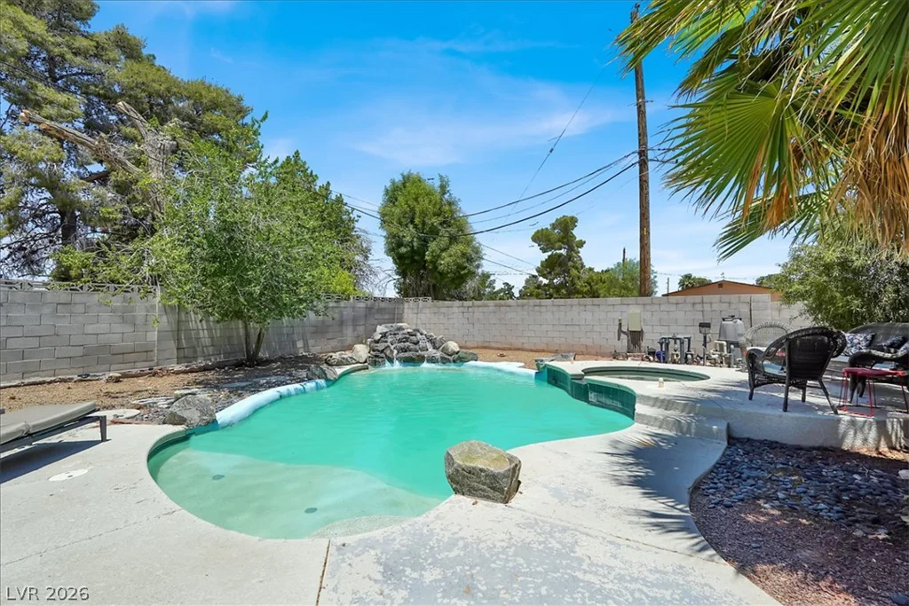 5008 Donnie, Las Vegas, NV 89130