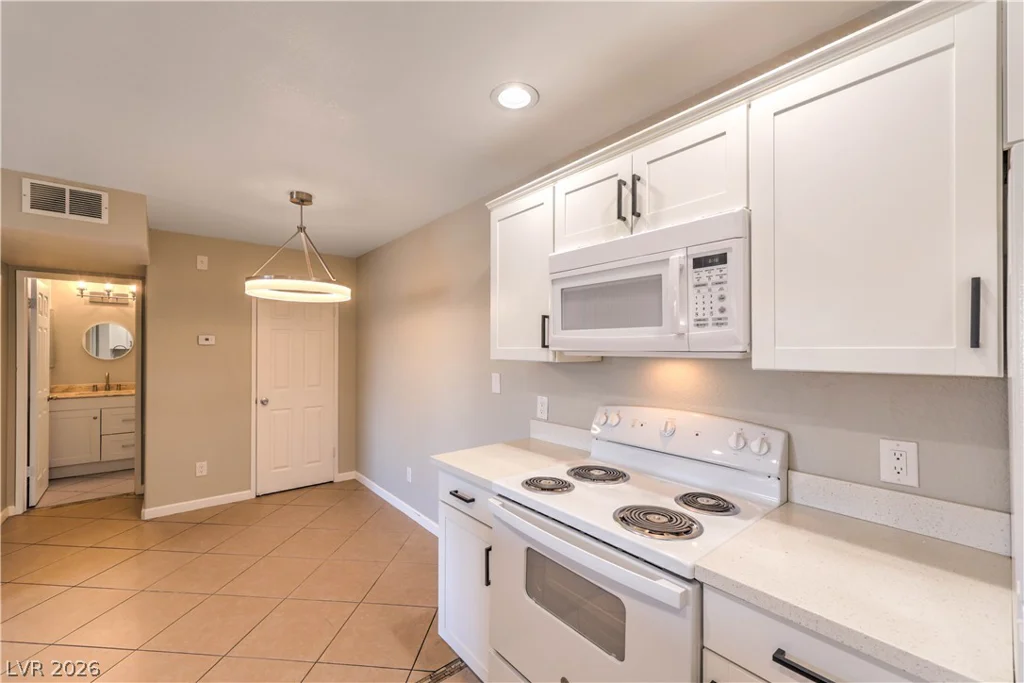 221 Mission Catalina, Las Vegas, NV 89107