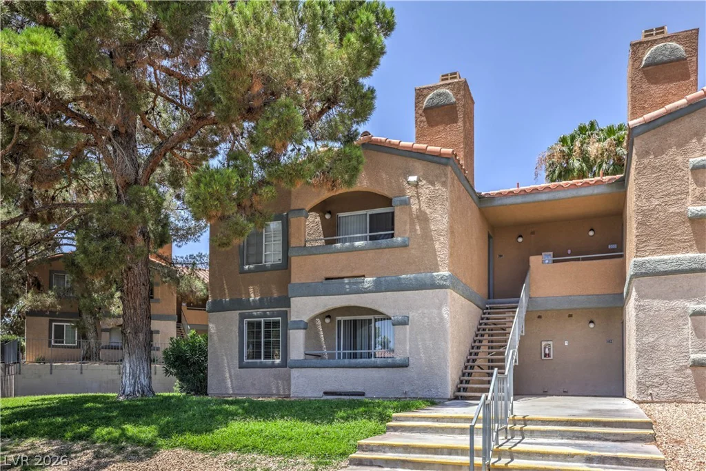 221 Mission Catalina, Las Vegas, NV 89107