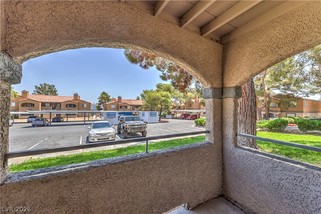 221 Mission Catalina, Las Vegas, NV 89107