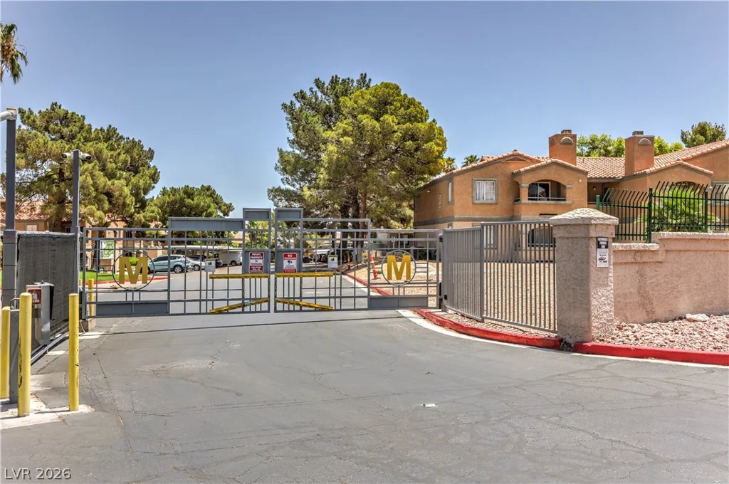 221 Mission Catalina, Las Vegas, NV 89107