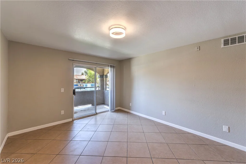 221 Mission Catalina, Las Vegas, NV 89107