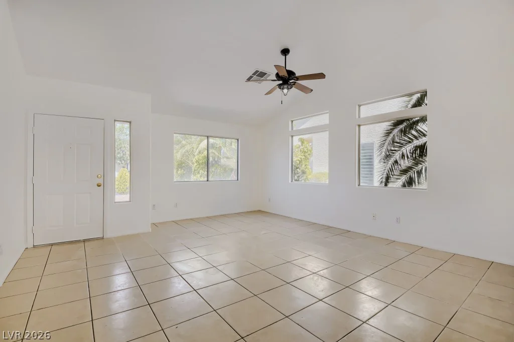 4714 Carmar, Las Vegas, NV 89122