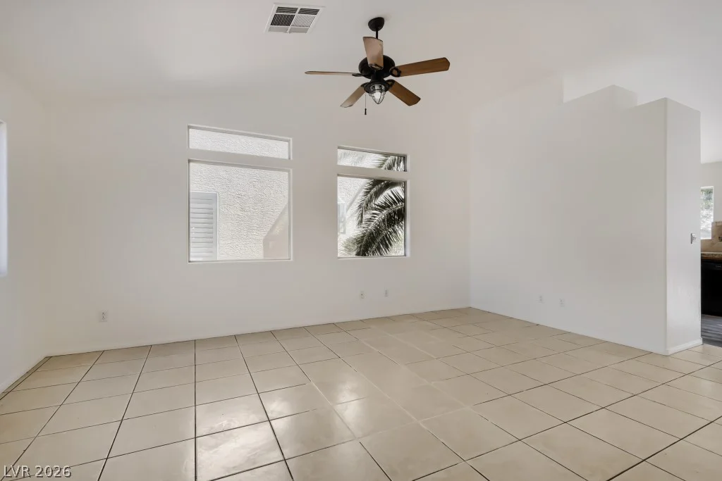 4714 Carmar, Las Vegas, NV 89122