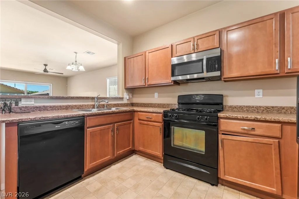 5887 CORBIN, Las Vegas, NV 89122