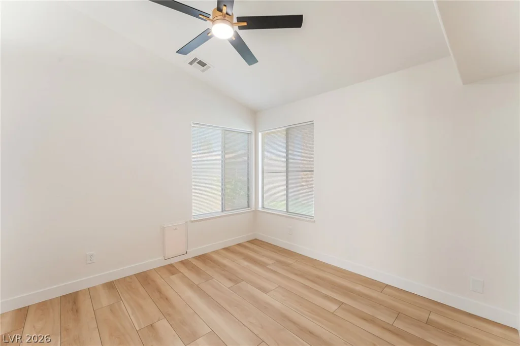 4921 Country Breeze Ct, North Las Vegas, NV 89031