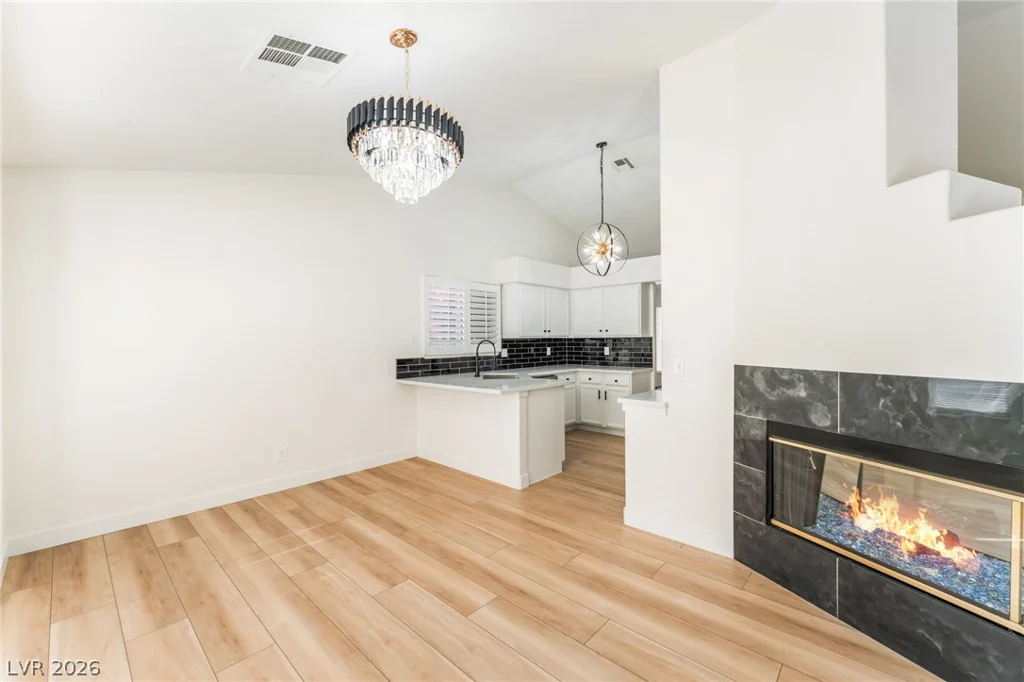 4921 Country Breeze Ct, North Las Vegas, NV 89031