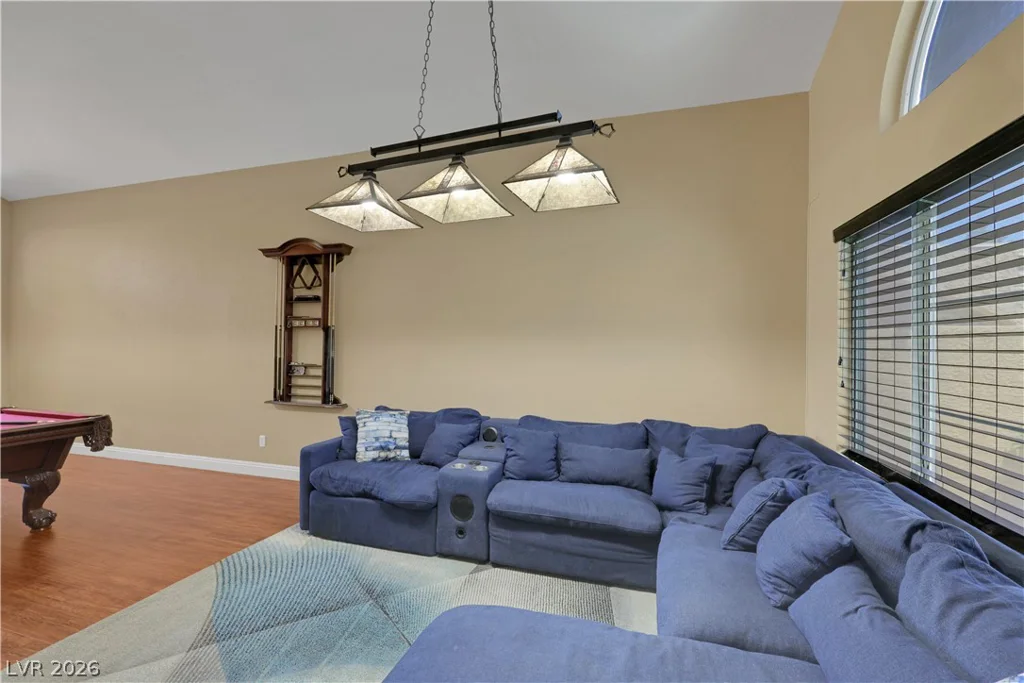 9229 Valador, Las Vegas, NV 89129