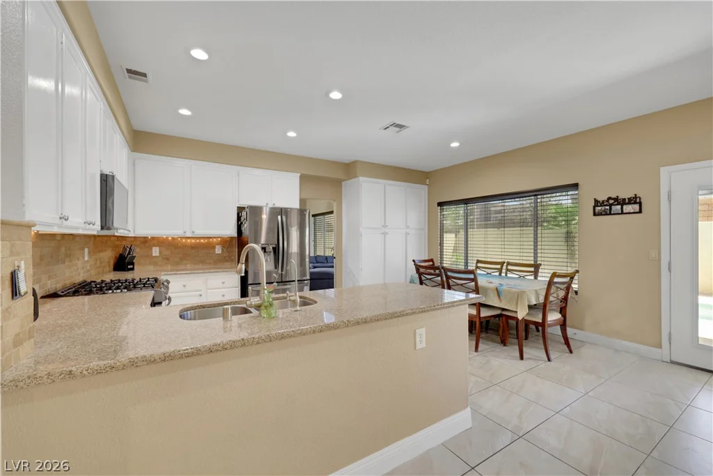 9229 Valador, Las Vegas, NV 89129