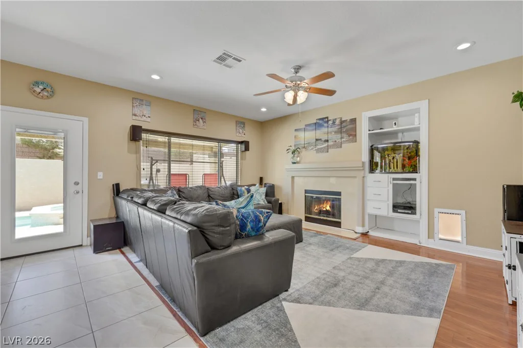 9229 Valador, Las Vegas, NV 89129