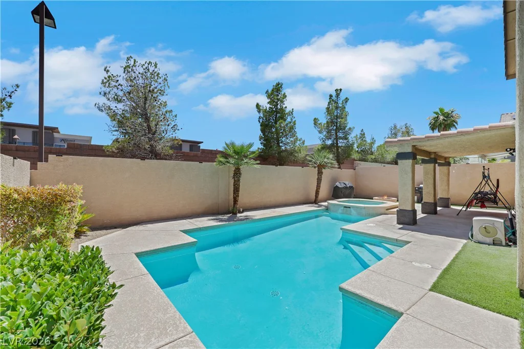9229 Valador, Las Vegas, NV 89129