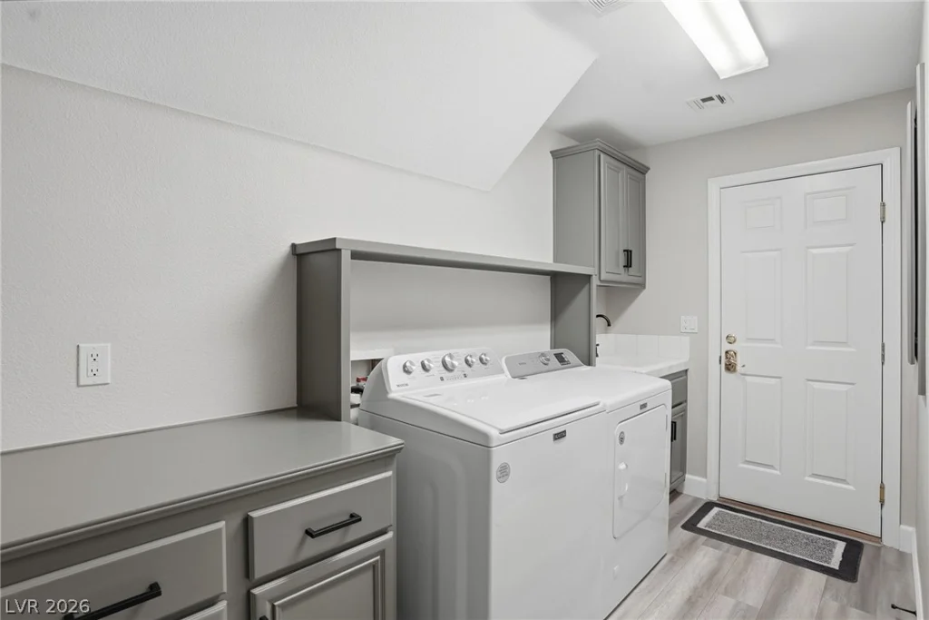 11152 Campsie Fells, Las Vegas, NV 89141
