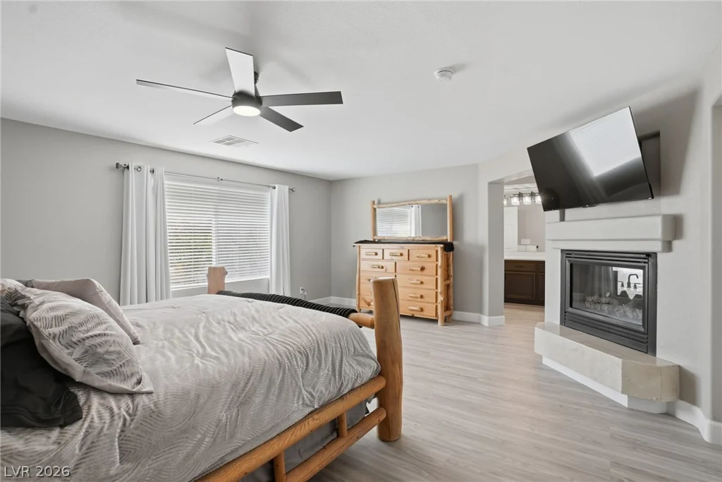 11152 Campsie Fells, Las Vegas, NV 89141