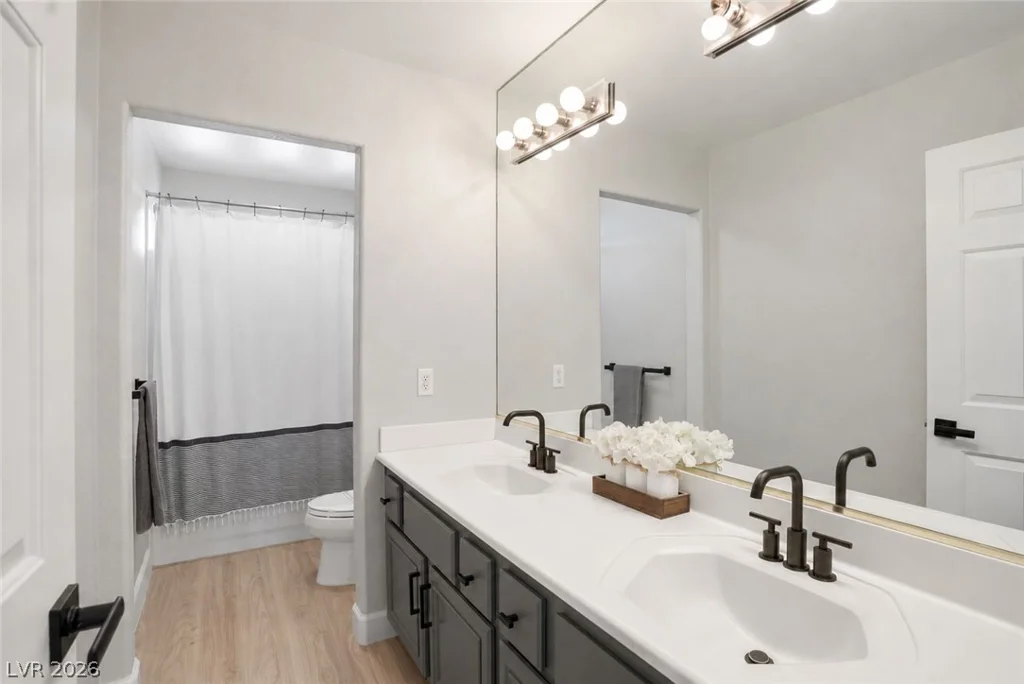 11152 Campsie Fells, Las Vegas, NV 89141