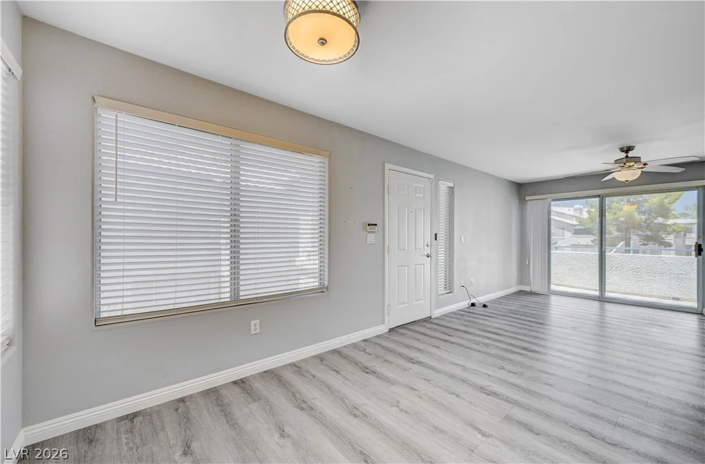 3425 RUSSELL, Las Vegas, NV 89120
