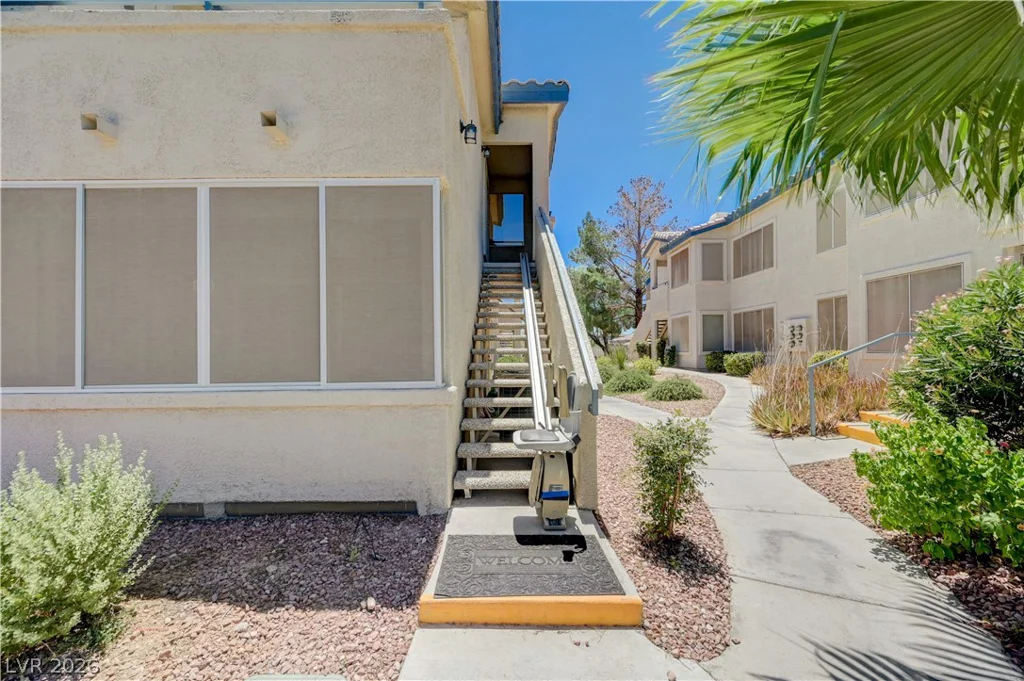 3425 RUSSELL, Las Vegas, NV 89120