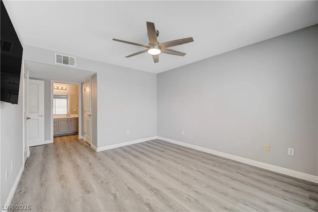 3425 RUSSELL, Las Vegas, NV 89120
