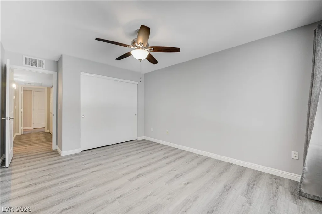 3425 RUSSELL, Las Vegas, NV 89120