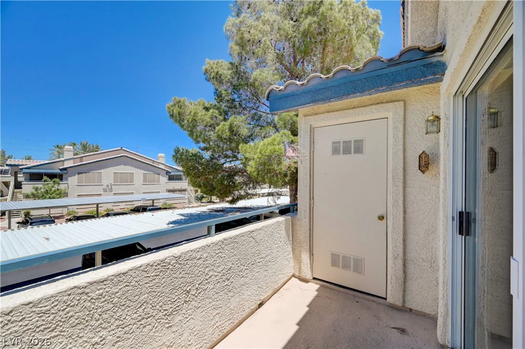 3425 RUSSELL, Las Vegas, NV 89120