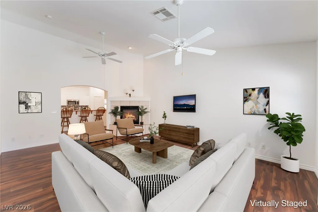 8096 Chestnut Glen, Las Vegas, NV 89131