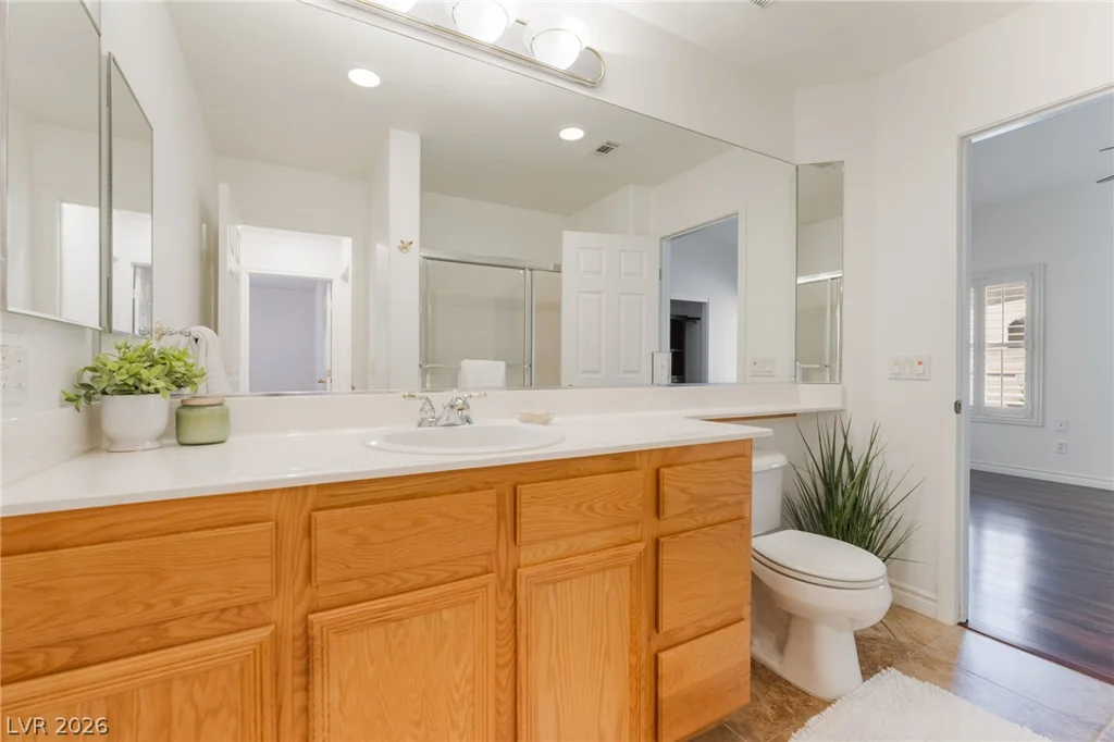 8096 Chestnut Glen, Las Vegas, NV 89131