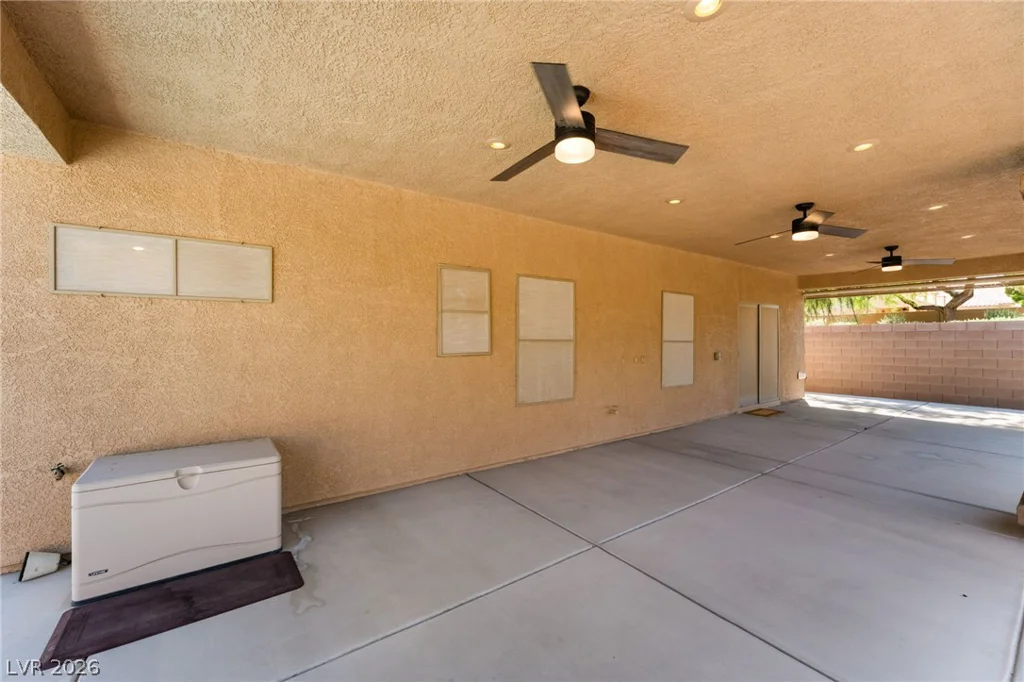 8096 Chestnut Glen, Las Vegas, NV 89131