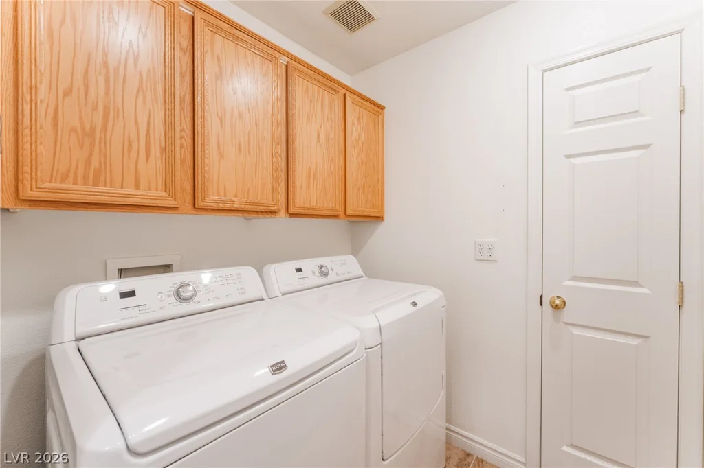 8096 Chestnut Glen, Las Vegas, NV 89131