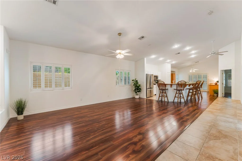 8096 Chestnut Glen, Las Vegas, NV 89131