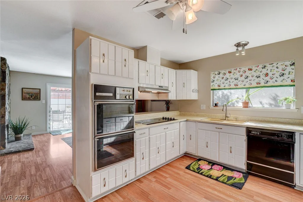4089 Yakima, Las Vegas, NV 89121
