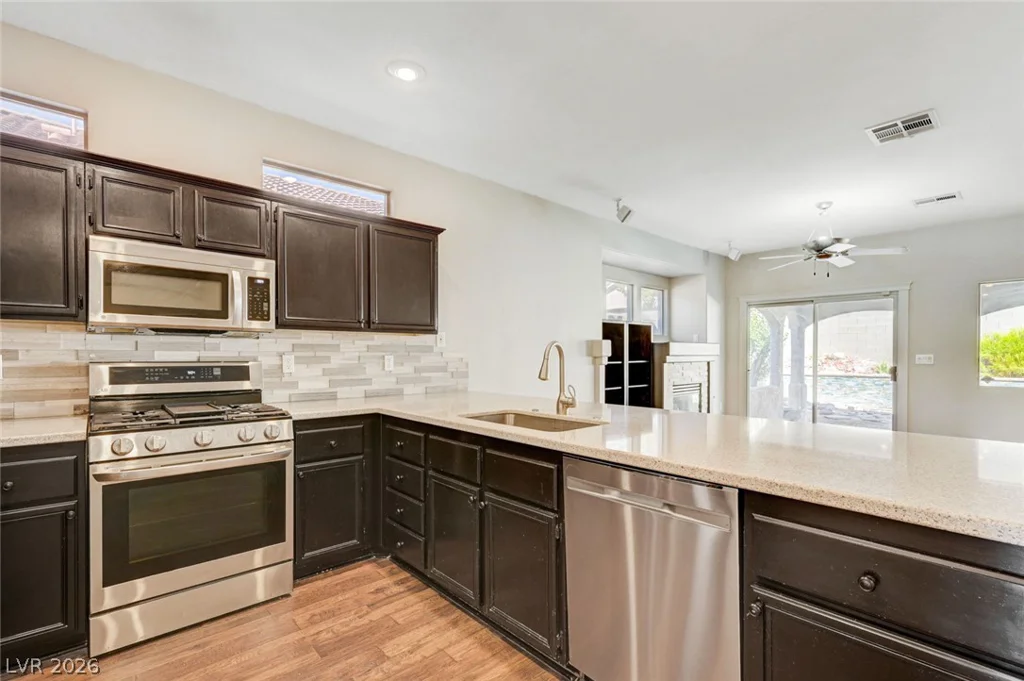 2777 Gallant Hills, Las Vegas, NV 89135