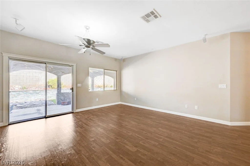 2777 Gallant Hills, Las Vegas, NV 89135