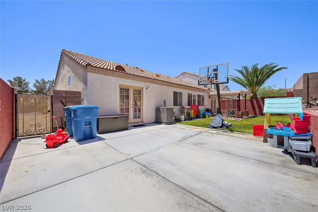3830 El Campo Grande, North Las Vegas, NV 89031