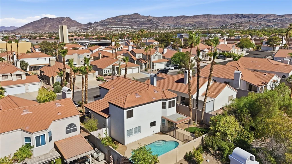 17 Golf View, Henderson, NV 89074
