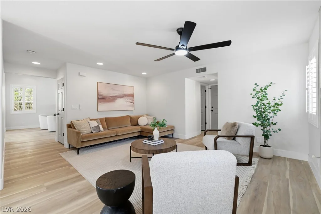17 Golf View, Henderson, NV 89074