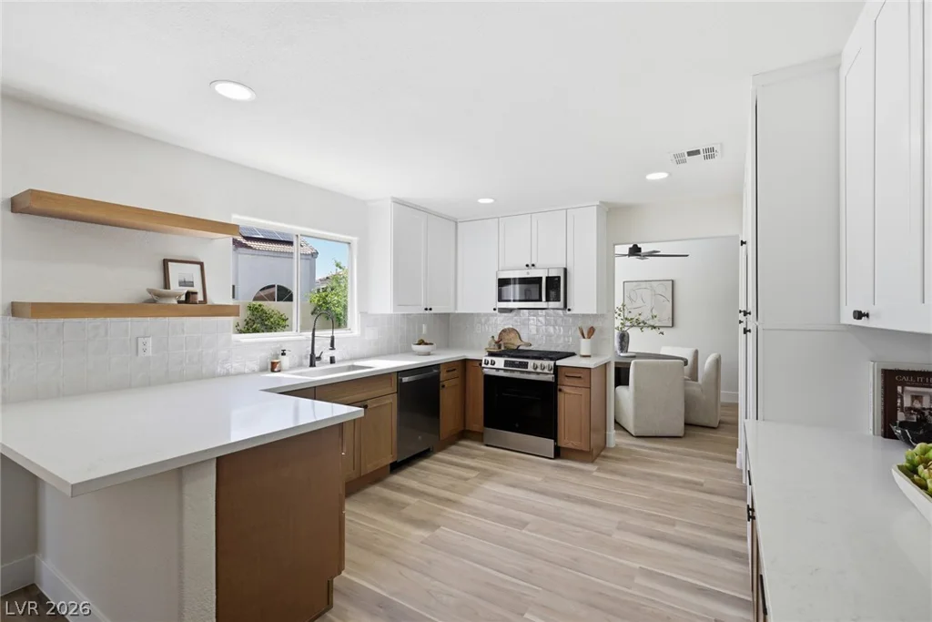 17 Golf View, Henderson, NV 89074