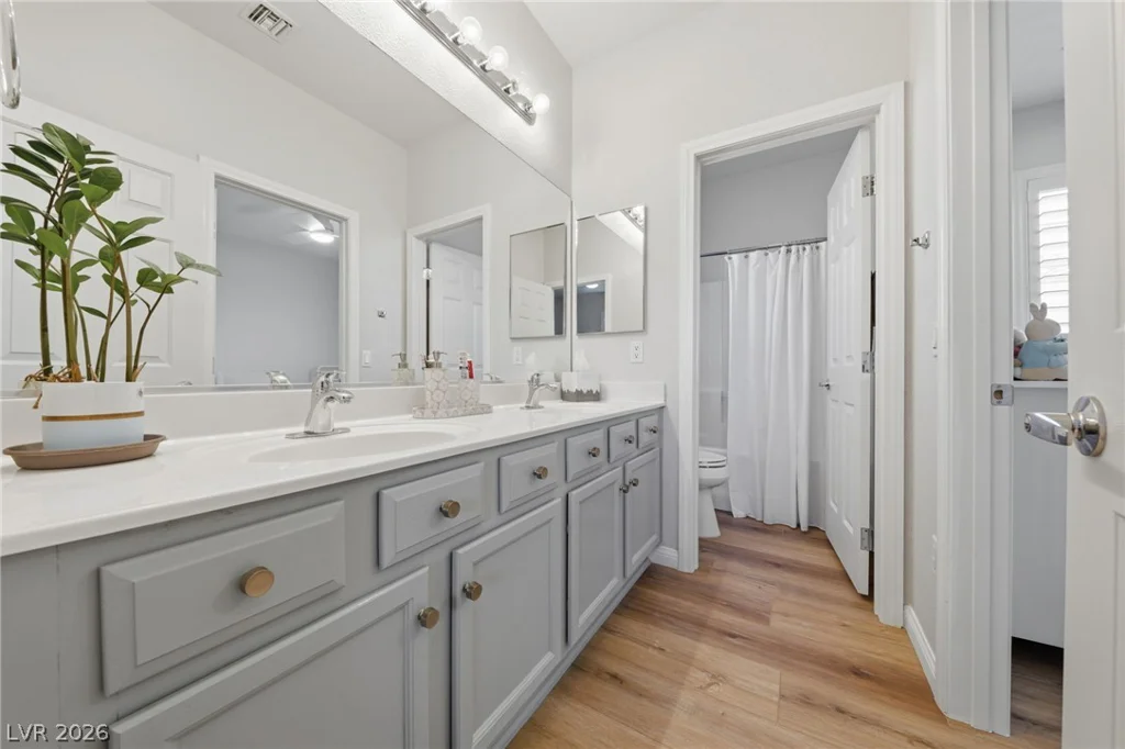 10619 Olympic Pine, Las Vegas, NV 89135