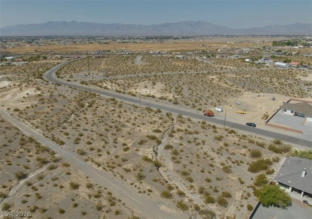 1761 Omaha, Pahrump, NV 89048