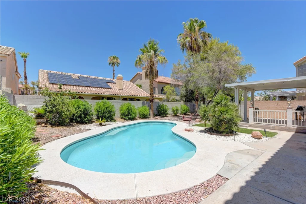 11 Old Lake, Henderson, NV 89074