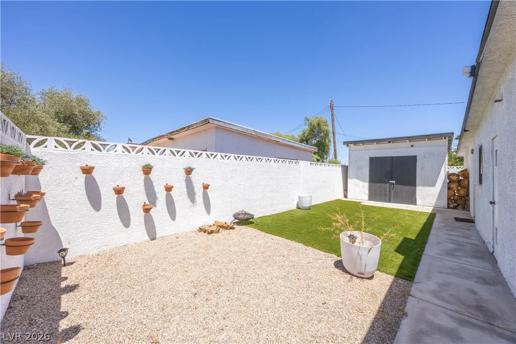 1310 Eastwood, Las Vegas, NV 89104
