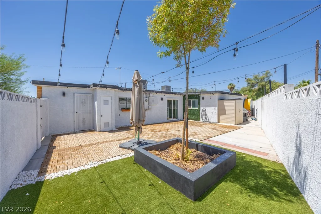 1310 Eastwood, Las Vegas, NV 89104