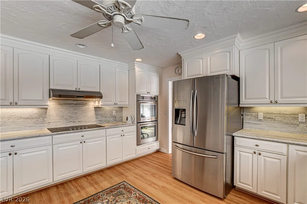 3753 Meadowcrest, Las Vegas, NV 89121