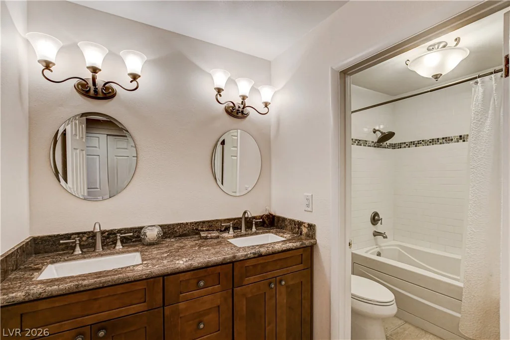 3753 Meadowcrest, Las Vegas, NV 89121